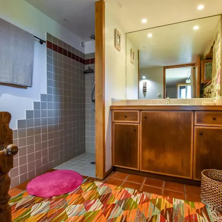 Holiday home Beautiful Stone House With Jacuzzi Le Sartre