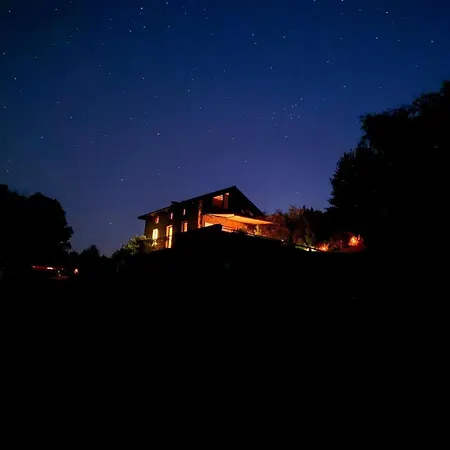 Hilltop Haven In Parlan Ferienhaus Le Sartre