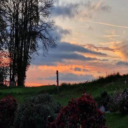 Hilltop Haven In Parlan *