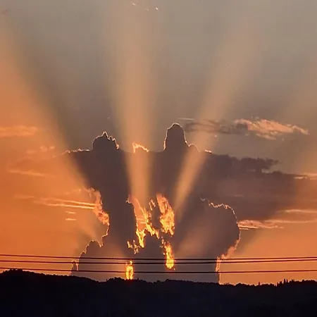 Hilltop Haven In Parlan Le Sartre