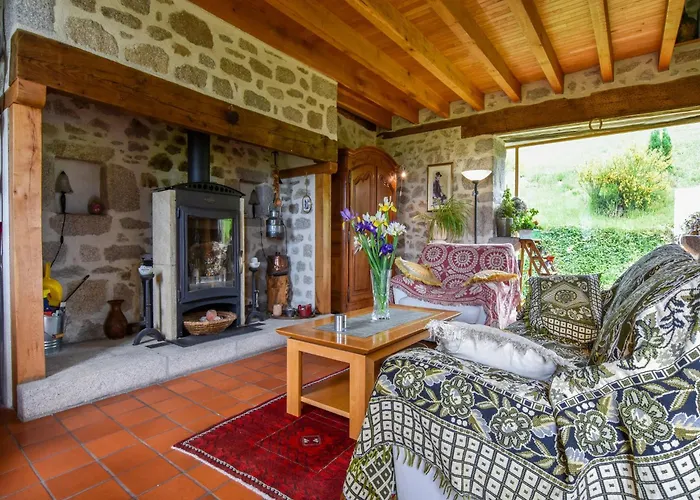 Hilltop Haven In Parlan Le Sartre