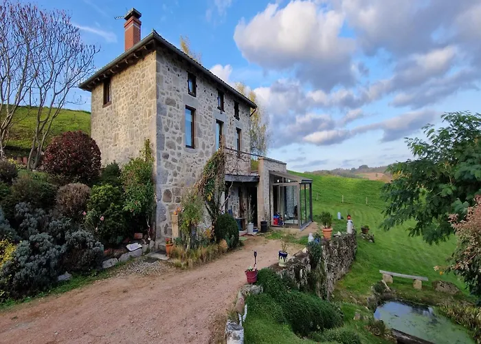 Hilltop Haven In Parlan *