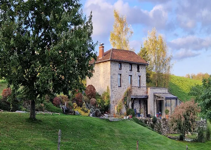 Hilltop Haven In Parlan