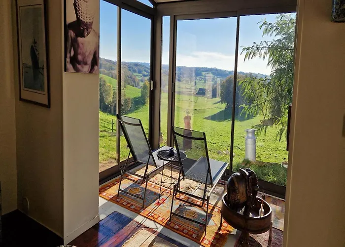 Hilltop Haven In Parlan * Le Sartre