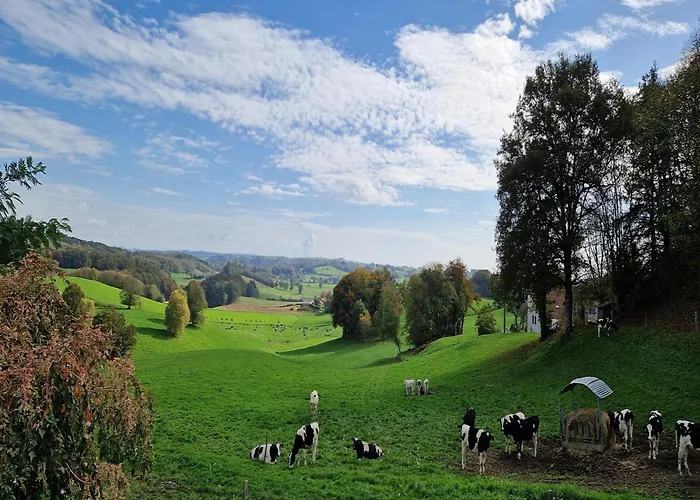 Hilltop Haven In Parlan